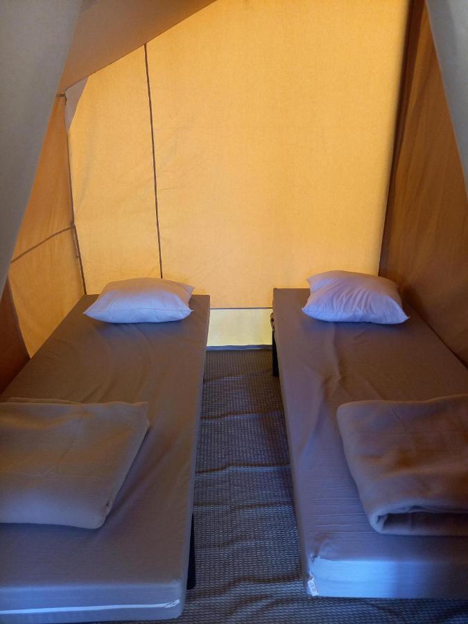 Camping Onlycamp Les Pins Nancay Экстерьер фото